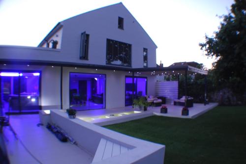 house building service London